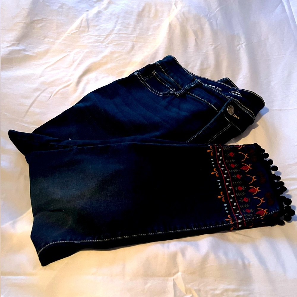 St. John’s Bay Embroidered Jeans like new No tears, stains or holes